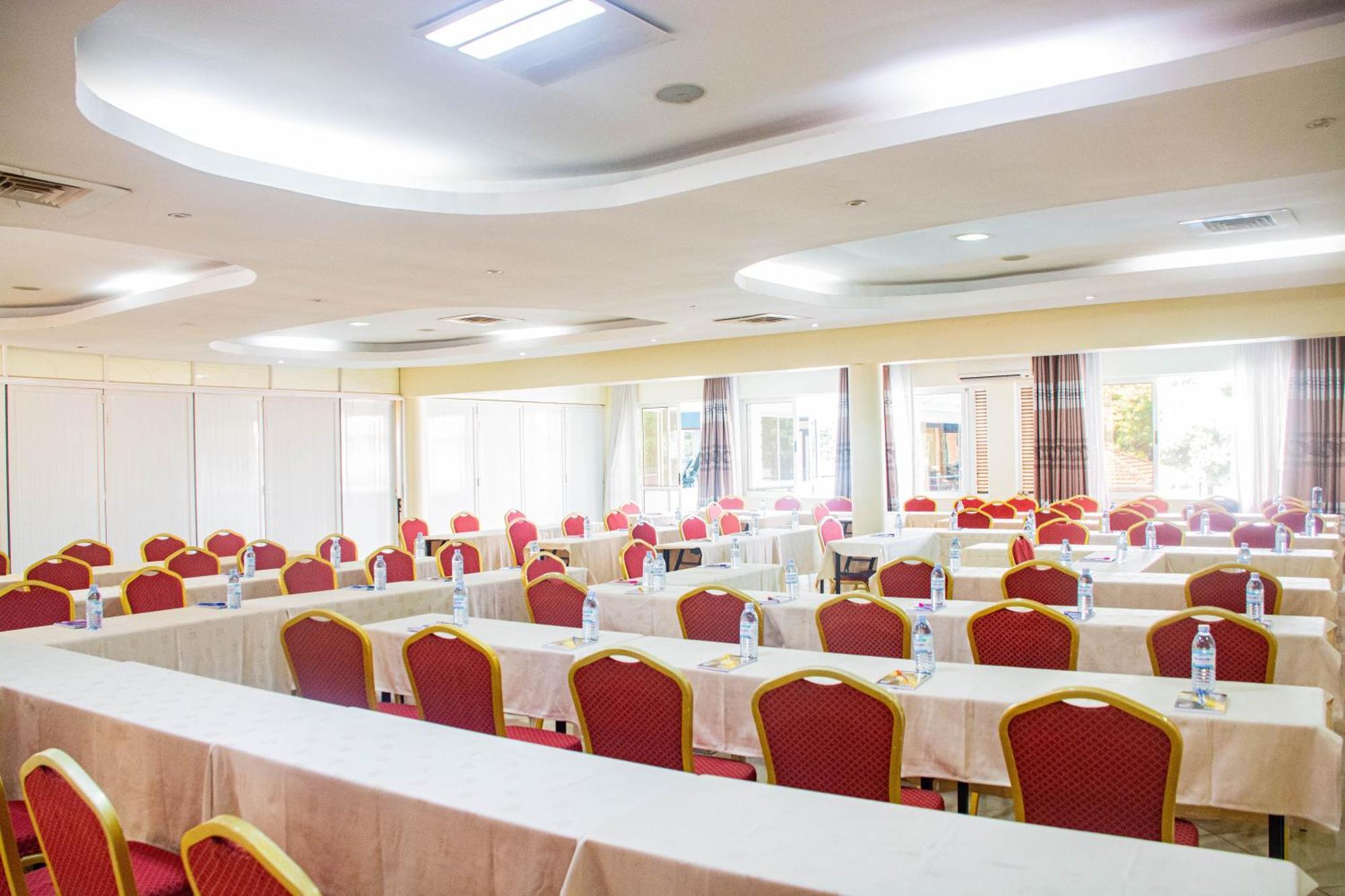 Bomah Hotel Limited Gulu エクステリア 写真
