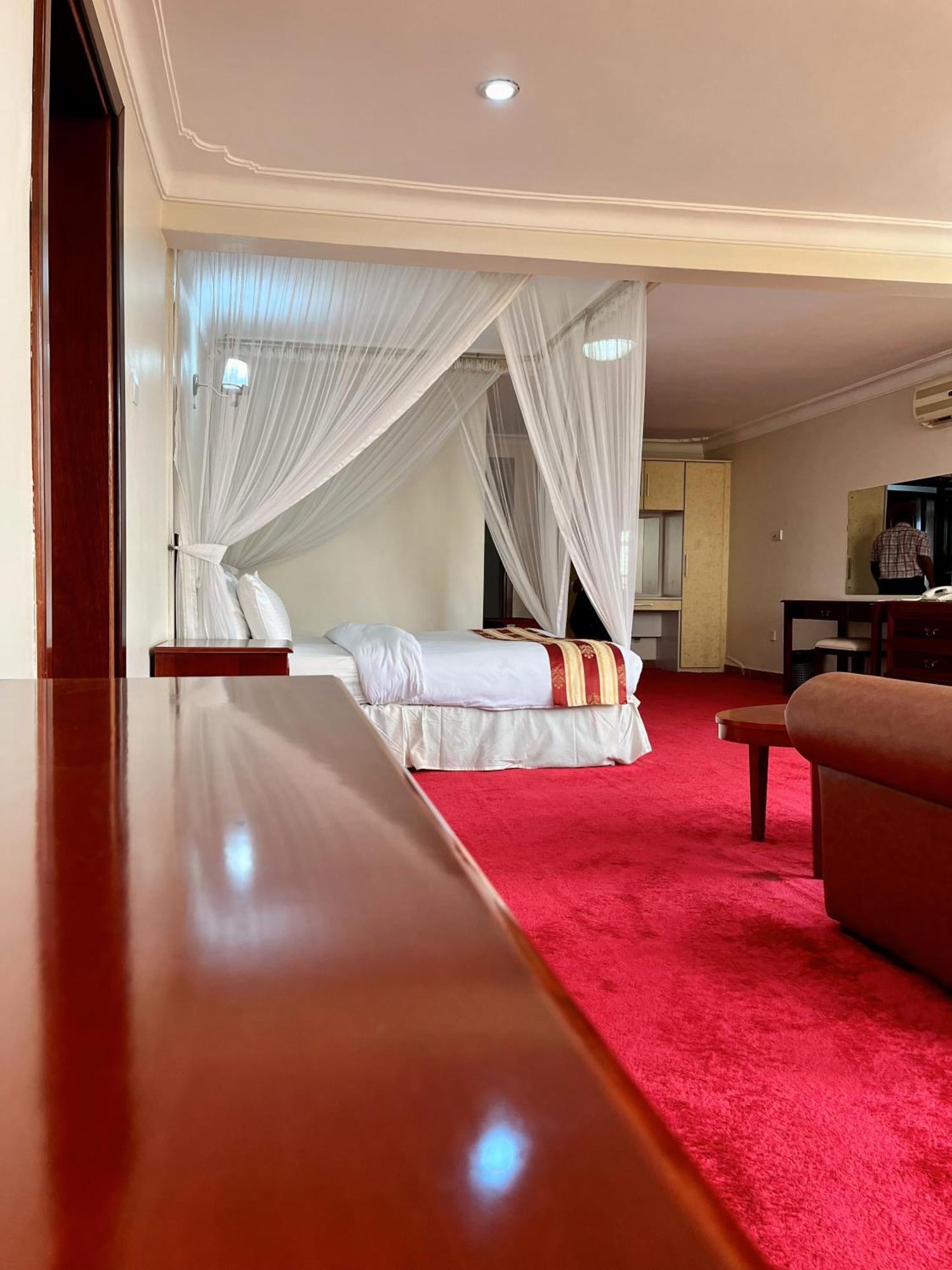 Bomah Hotel Limited Gulu エクステリア 写真